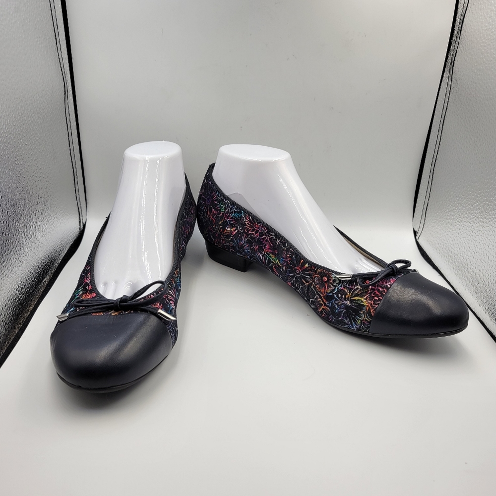 Ara Belinda Cap-Toe Flats: UK SIZE 7.5 / US SIZE 10